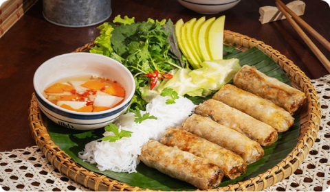 Cơm niêu Đà Nẵng giá bao nhiêu? Bảng giá chi tiết & mẹo gọi món tiết kiệm