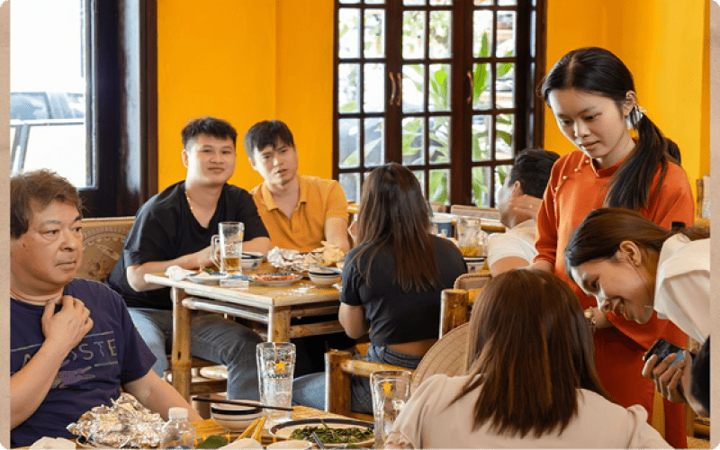 Cơm Nhà Linh Nguyễn Văn Thoại